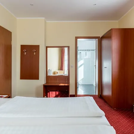 Azimut Aparthotel