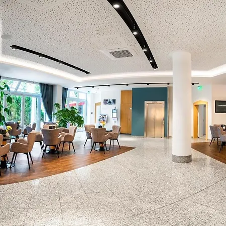 Andante Aparthotel 4*