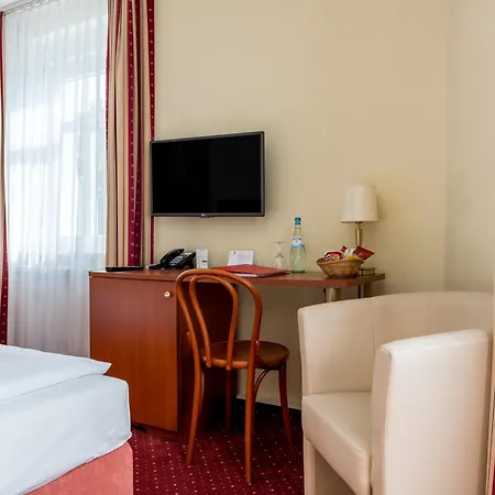 Andante Aparthotel 4*